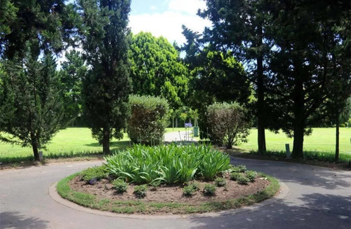 Parcela En Parque Colonial - Excelente Ubicación