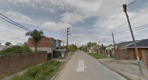 Imagen 7 de 10 de Ph En Venta - 2 Dormitorios 1 Baño -120mts2 - Berisso