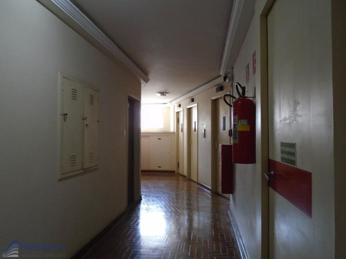 Apartamento, Prédio Misto, 01 Dormitório, A 200 Metros Metrô República, Vdto. 09 De Julho-centro. - Md830