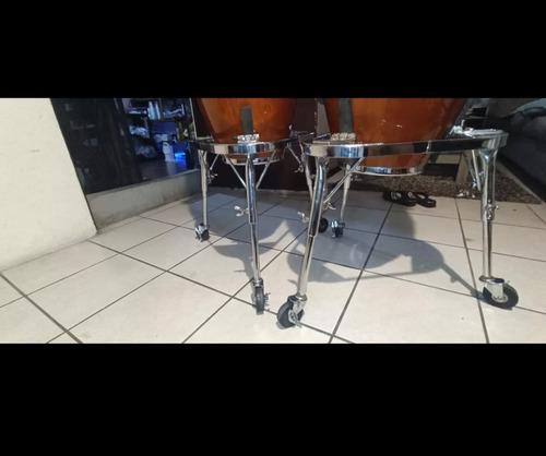 Atril Para Congas Lp Con Ruedas Lp636 (Usado)