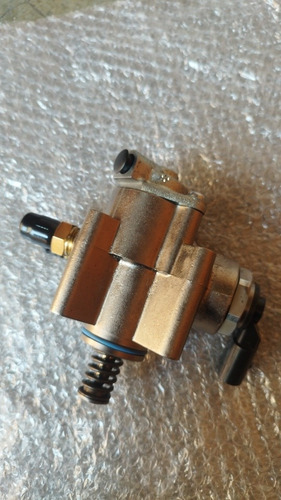 Bomba De Gasolina De Alta Presión De Bora 2.0 Turbo (Usado)