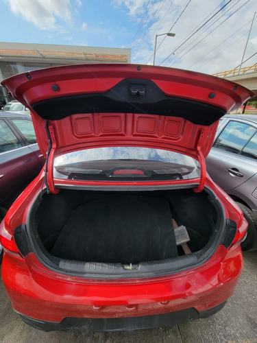 Kia Rio 1.6 L Sedan Mt