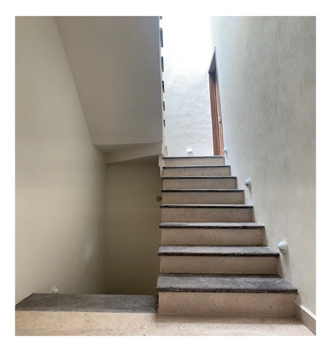Imagen 9 de 14 de Qh1 Casa En Venta En Colinas De Juriquilla Con Techos De Doble Altura