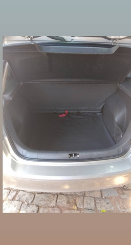 Volkswagen Spacefox 1.6 Sportline Total Flex 5p 2012