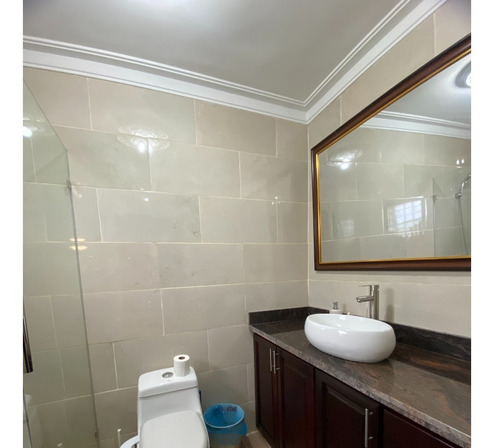 Imagen 5 de 17 de Pent-house En Venta , Sector: El Condado
