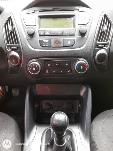 Imagen 10 de 15 de Hyundai Ix35 Gls 2015