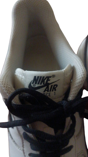 Zapatillas Nike Air Force 1 Cuero Talle U S.9.5 (Usado)