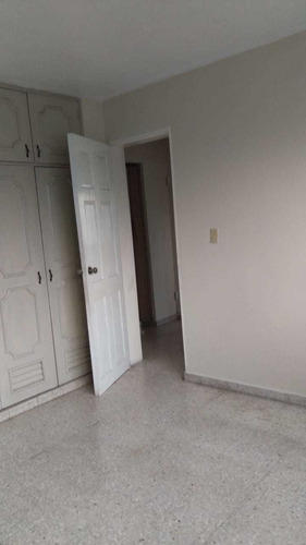 Imagen 3 de 13 de Apto. Vergel 2 Hab. Vacio Rd$ 31 Mil Neg.