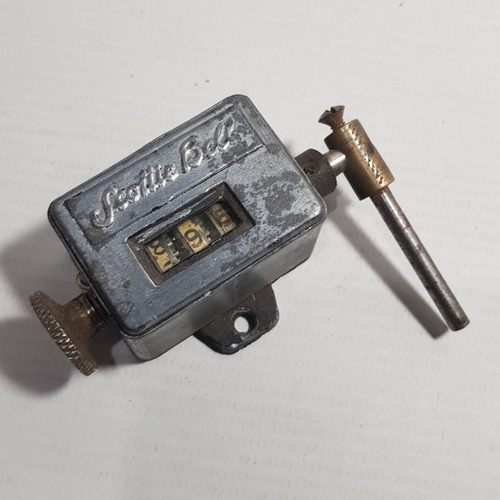 Imagen 6 de 6 de Antiguo Cuenta Ganado Scoilie Bell Metal 3 Dígitos Mag 60071