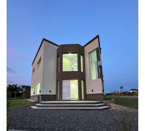 Casa En Venta Barrio Privado Los Bretes - Colon - Entre Rios