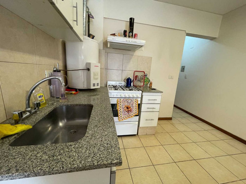 Monoambiente En Venta Con Balcon Zona Centro