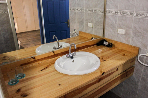 Imagen 9 de 22 de Venta De Casa Posada En Playa El Agua Margarita