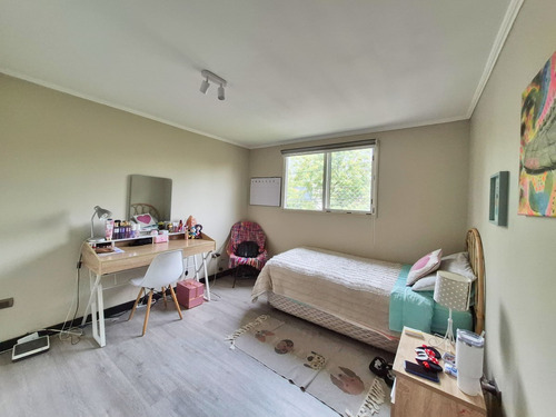 Amplio Jardin - Remodelada - Bradford