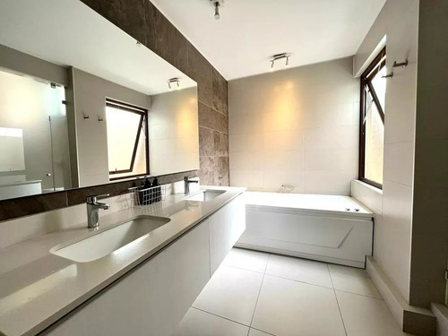 Precioso Townhouse En Condominio Los Trapenses