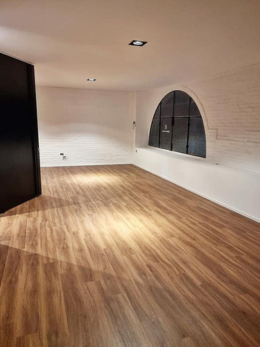 Imagen 7 de 16 de Venta Galpón Con Local En San Isidro