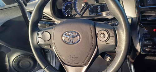 Toyota Yaris 1.5 16V FLEX SEDAN XS MULTIDRIVE