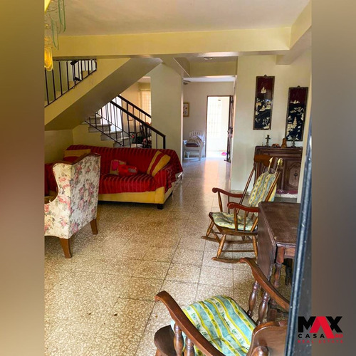 Imagen 3 de 15 de De Oportunidad Casa De Venta En Carretera Mella Sto Dgo Este