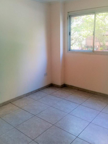 Imagen 12 de 13 de Depto 1 Dor Bv Illia Frente Con Balcon