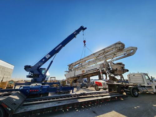 Grua Titan 40 Toneladas Marca Weldco Sobre Camion Western St