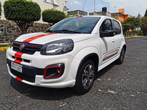 Imagen 1 de 13 de Fiat Uno 2017 1.4 Sporting Mt