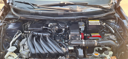 Nissan Versa 1.6 Advance At