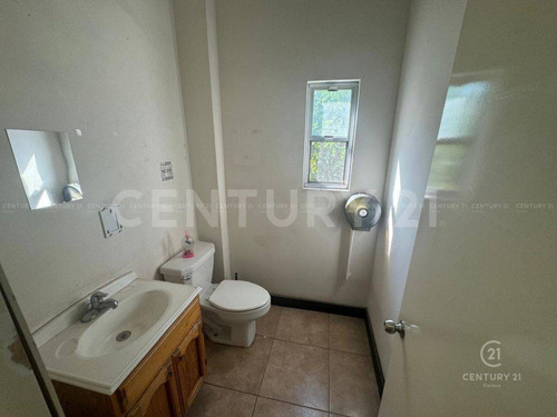 Oficina En Venta En Zona Centro, Chihuahua Chih.