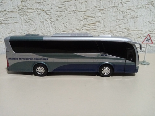 Autobus A Escala Irizar Linea Etn De Coleccion Litobuses