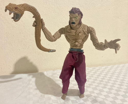 Figura Bio Constrictor Muñeco (Usado)
