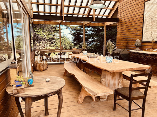 Modera Casa En Cahuil, A Pocos Metros De La Playa