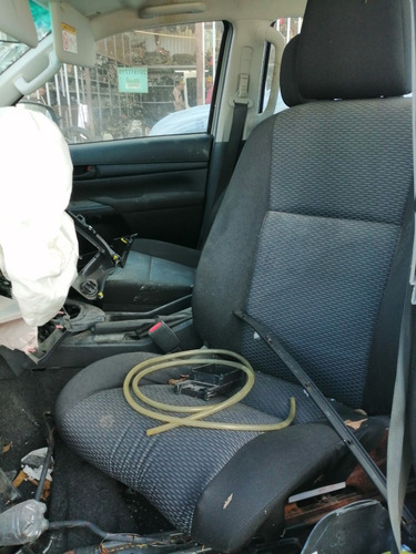Imagen 9 de 13 de Desarmo Toyota Hilux Año 2019 Solo Por Partes