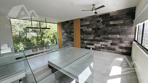 Casa En Venta En Lagos Del Sol Cancun