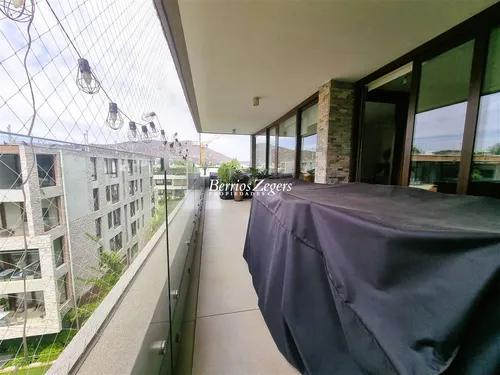 Departamento En Venta De 3 Dorm. En Lo Barnechea 2 Estac.