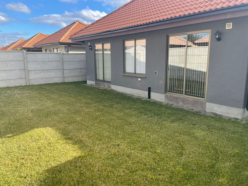 Casa En Arriendo De 3 Dorm. En Talca