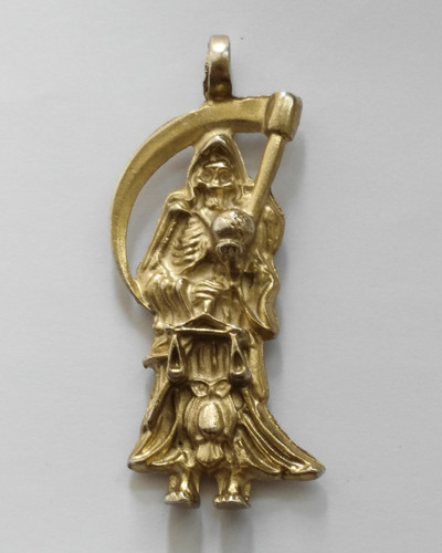 Medalla Santisima Muerte - Fino Baño De Oro Atrae Protección