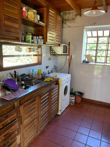 Importante Casa En Corazón De Villa Elisa!!!