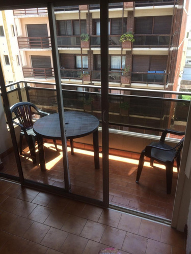 Imagen 2 de 8 de Departamento En Alquiler Temporario La Perla Mar Del Plata