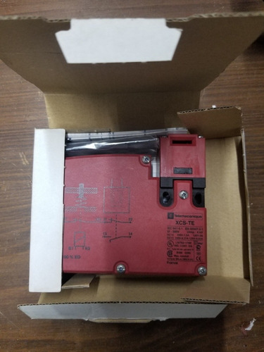 Switch Pestillo Cerradura Schneider Preventa Limit Switch (Usado)