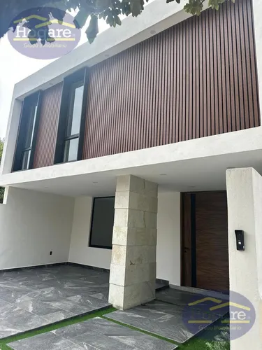 Casa Venta Frente Area Verde Y Rec En Pb Punta Del Este León