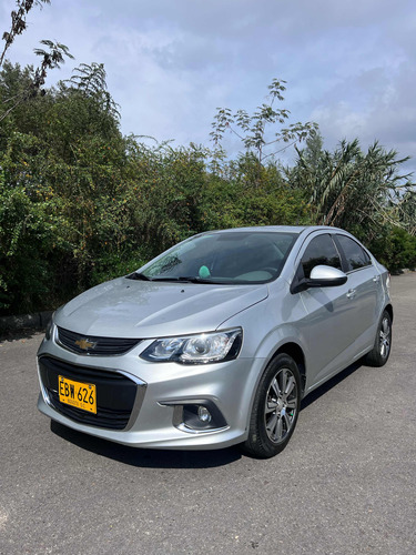 Chevrolet Sonic 1.6 Lt 5 p