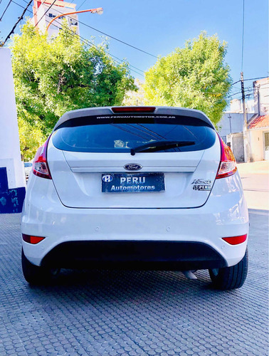 Ford Fiesta Kinetic Design 1.6 Se Powershift 120cv