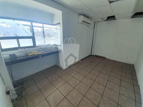 Imagen 20 de 27 de Oficina En Venta De 561.87 M² En Céntrica Ubicación En Col.
