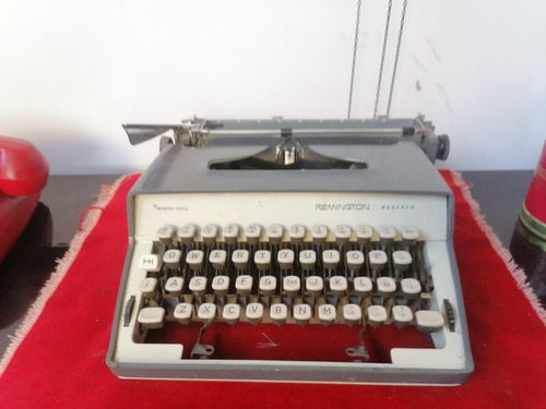 Antigua Máquina De Escribir Remington, Halda Y Underwood 