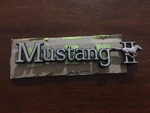 Ford Mustang 2 Emblema 1974-1978