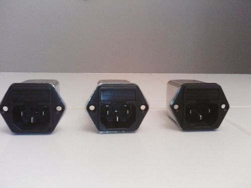 Imagen 2 de 10 de Supresor De Picos Con Portafusible Europeo Para Chasis