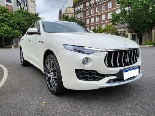 Imagen 3 de 10 de Maserati Levante 2017 29.000km