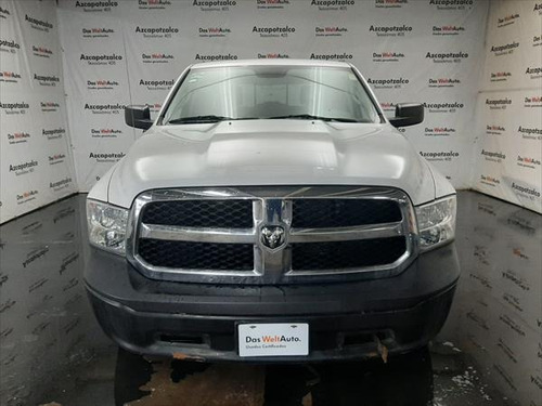 Imagen 6 de 15 de Ram 2500 Crew Cab Hd Slt Trabajo V8 At 4x4 2017