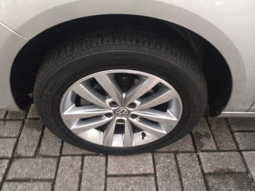 Volkswagen Fox 1.6 MSI TOTAL FLEX CONNECT 4P I-MOTION
