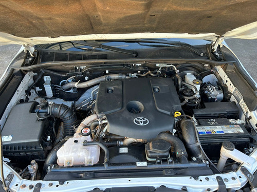 Sucata Hilux 2.8 2023 4x4 Automatica 4.600km - Rs Campo Bom