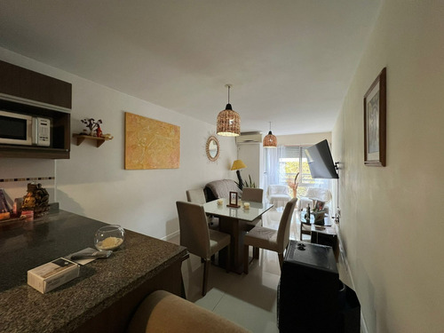 Venta Apartamento 2 Dormitorios Con Garage Rentado Centro
