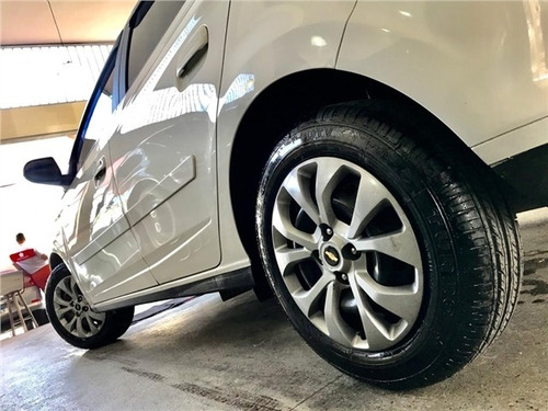 Chevrolet Onix 1.4 Mpfi Lt 8v Flex 4p Manual